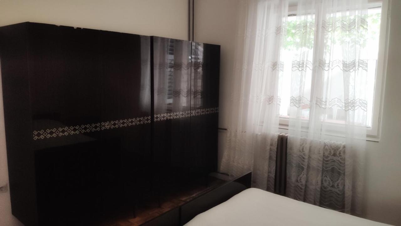 Apartmani Leon Biograd Na Moru Exterior photo